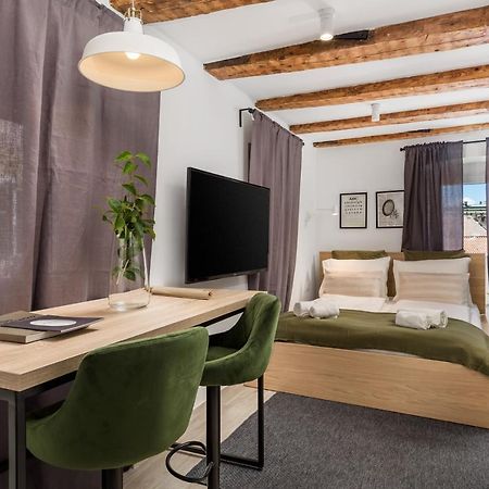 Grota Apartments In The Center Rijeka Extérieur photo