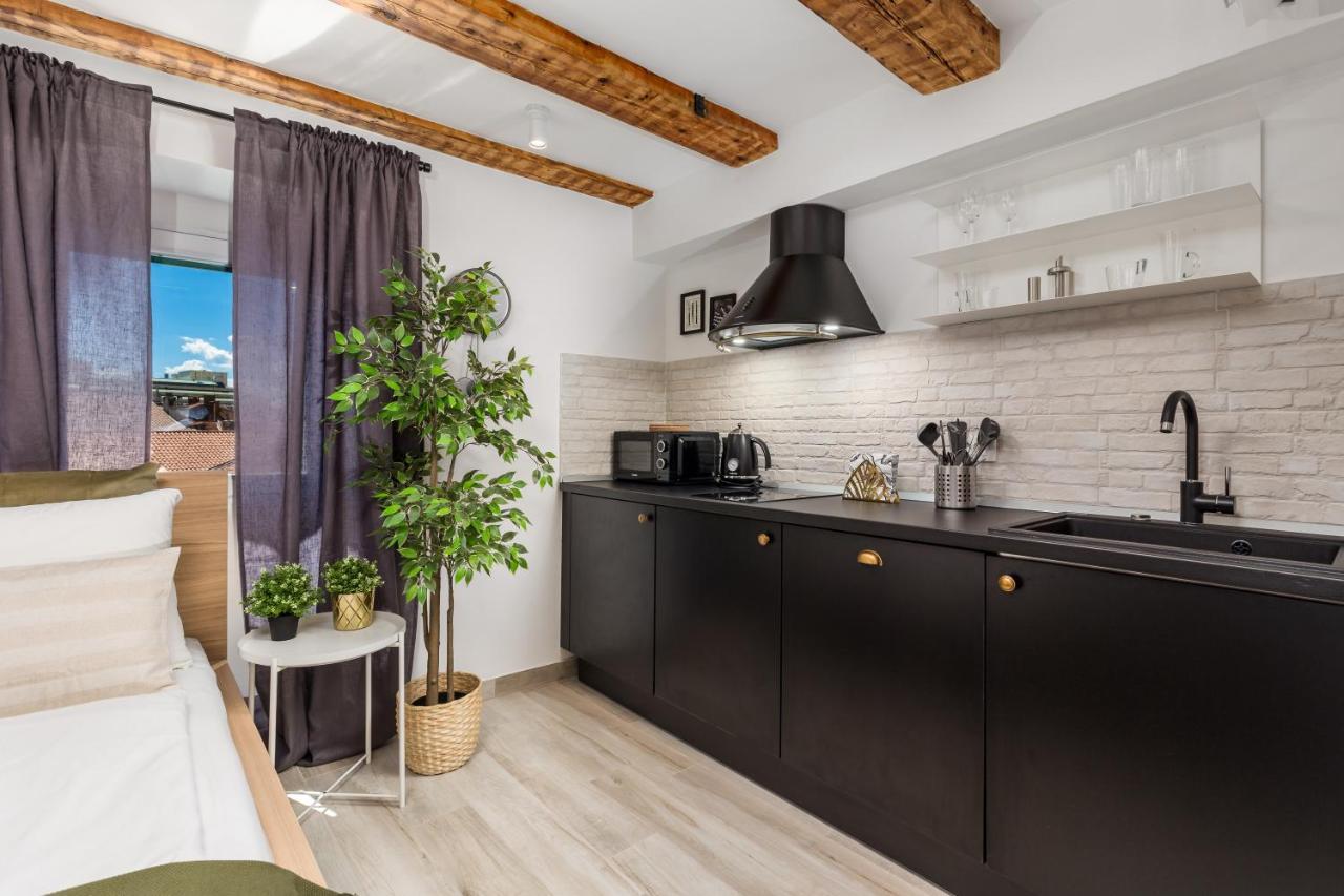 Grota Apartments In The Center Rijeka Extérieur photo