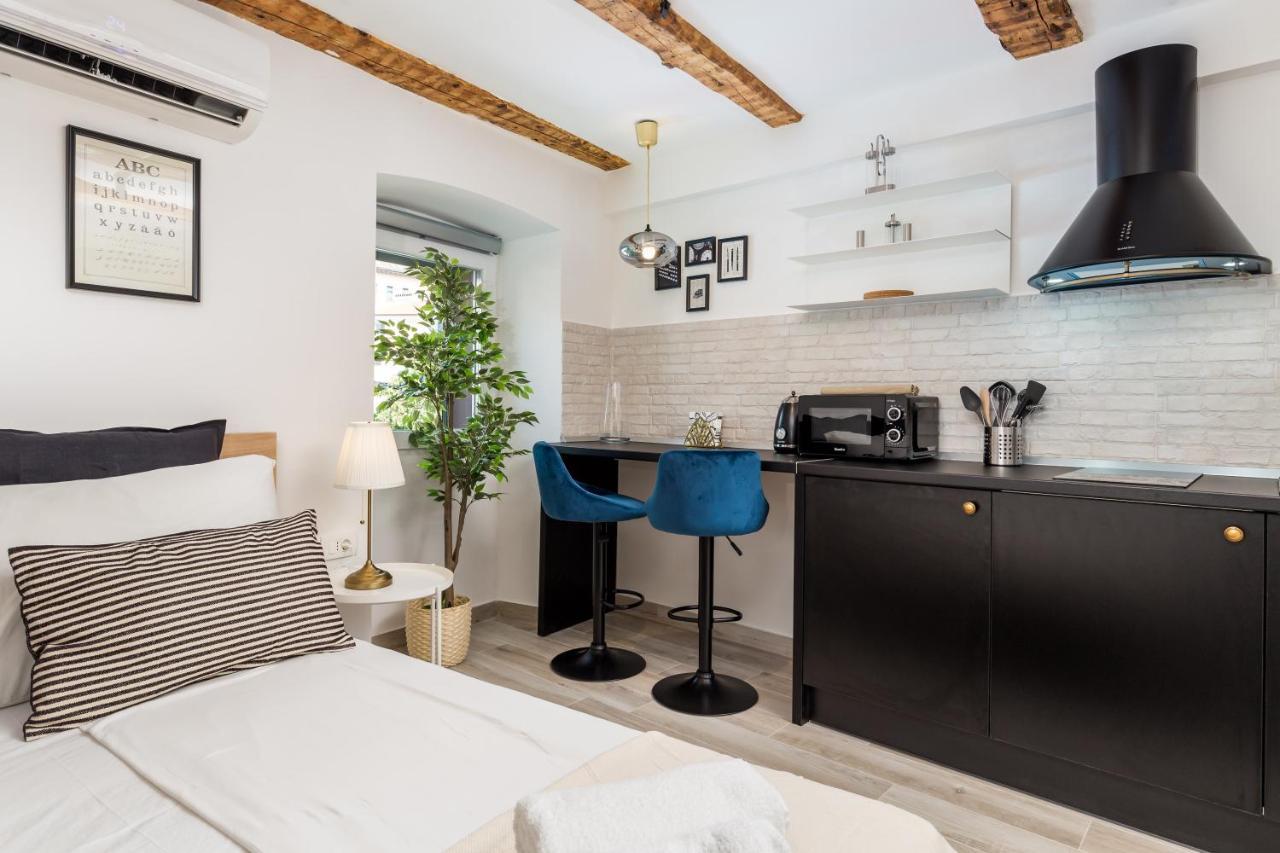 Grota Apartments In The Center Rijeka Extérieur photo