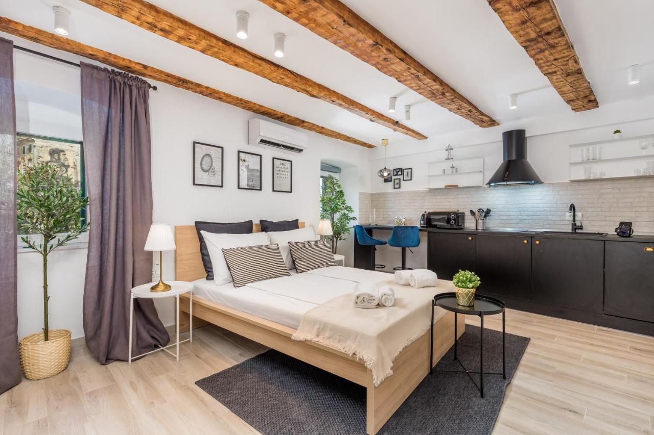 Grota Apartments In The Center Rijeka Extérieur photo